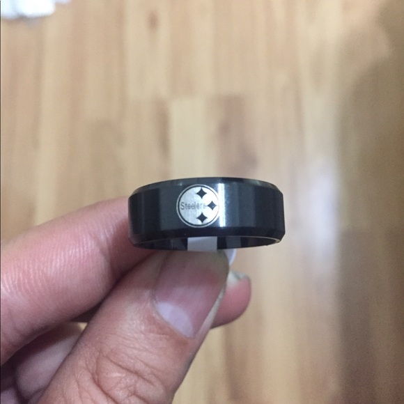 Pittsburgh Steelers Ring - Picture 6 of 6